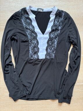 Venus Black and White Blouse